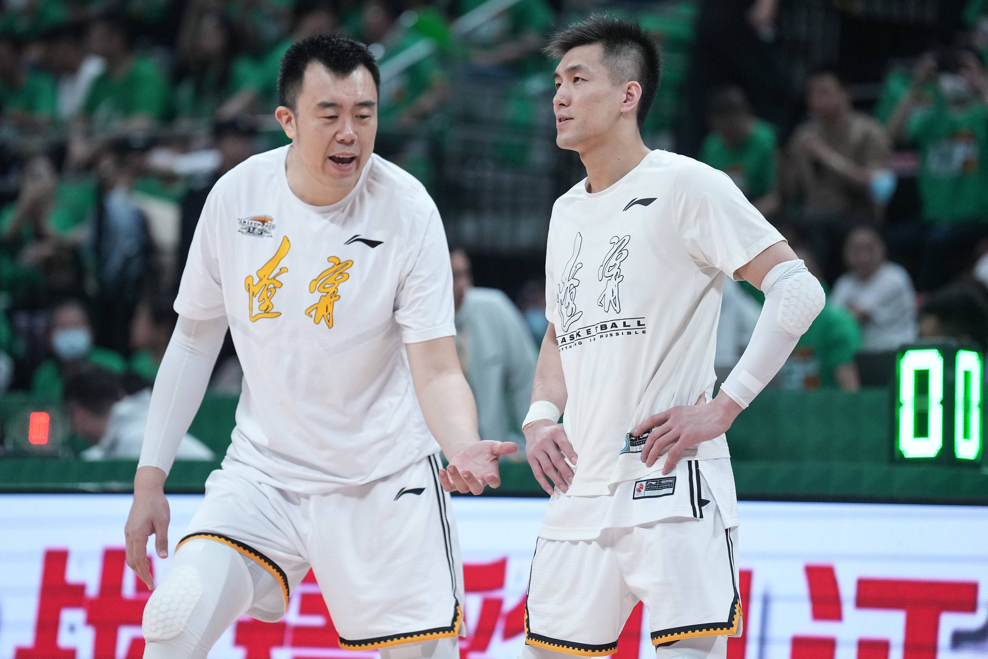 第20分钟，略伦特传球，卢卡库在禁区内射门得分。